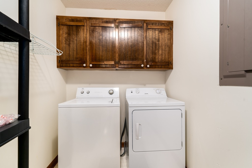 446 Loop Road Clayton, NC 27527 - Photo 14 of 30 Photo 14