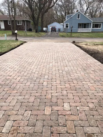 $354,900 | 5963 Oakwood Manor Northeast, Fridley, MN 55432