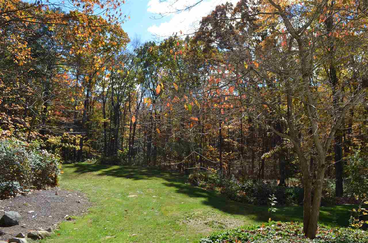 37 Ledgewood Road Bedford, NH 03110 - Photo 4 of 29