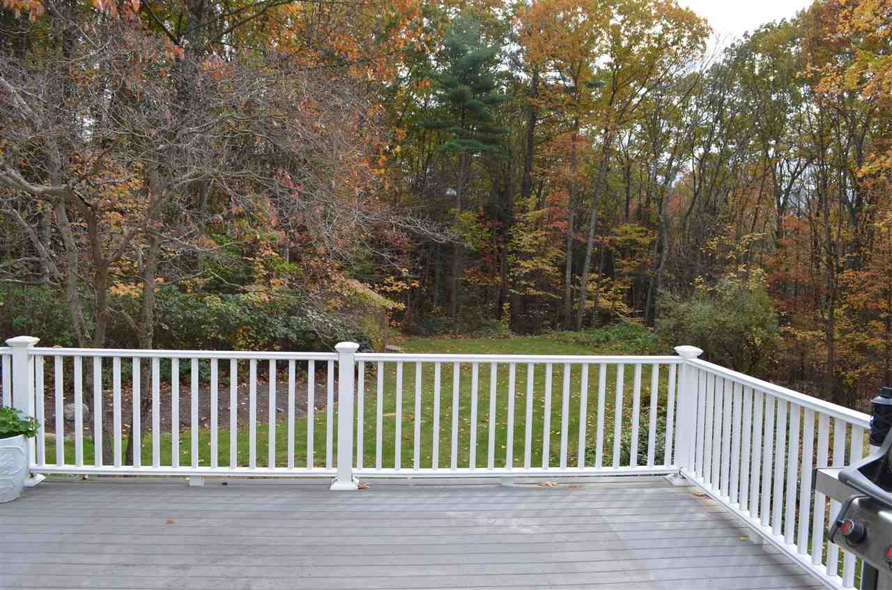 37 Ledgewood Road Bedford, NH 03110 - Photo 8 of 29