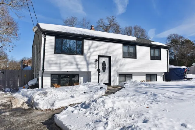 $605,000 | 61 Thom Avenue, Bourne, MA 02532