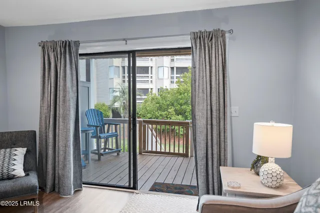 $315,000 | 1 Cedar Reef, Unit F102, Harbor Island, SC 29920