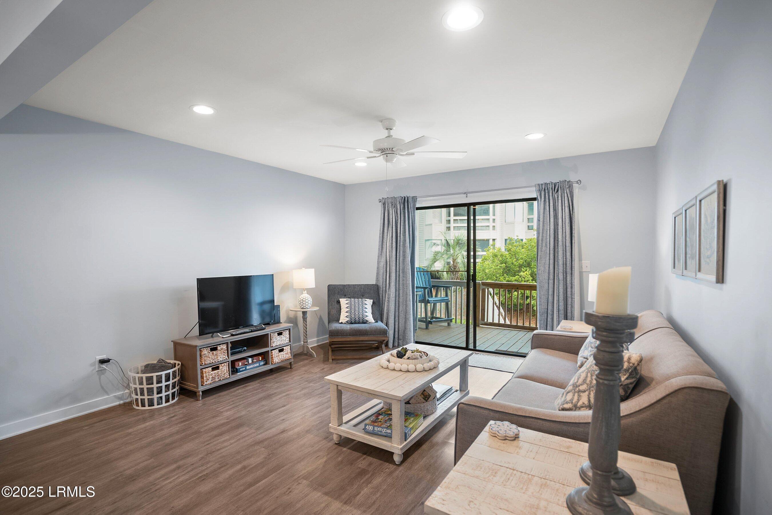 1 Cedar Reef, Unit F102 Harbor Island, SC 29920 - Photo 6 of 22 Living Area 1