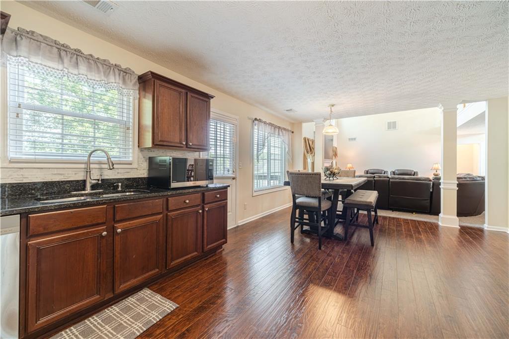 1231 Hogan Ridge Drive Grayson, GA 30017 - Photo 17 of 64