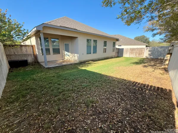 $2,475 | 13214 Lattigo Bend, San Antonio, TX 78245