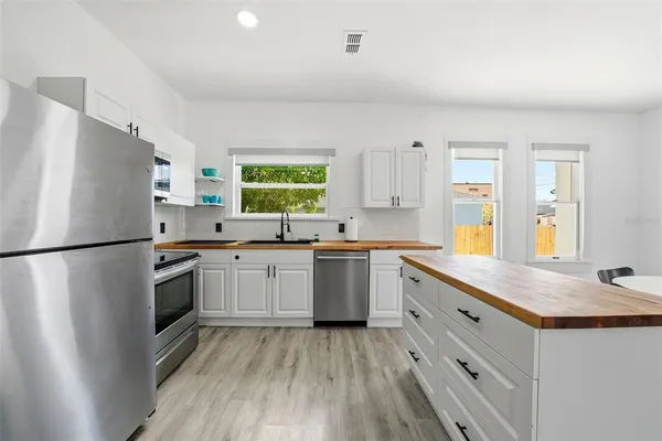 $345,000 | 1024 East 19th Avenue, Tampa, FL 33605