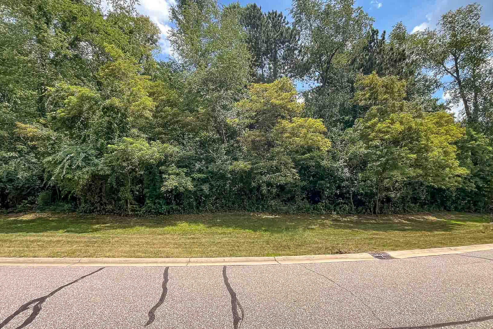 Pine Ridge Drive, Unit 9 Niles, MI 49120 - Photo 8 of 10 IMG_4708 copy