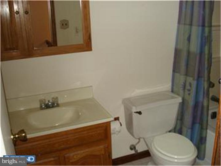 2 Stanwood Court Medford, NJ 08055 - Photo 11 of 15