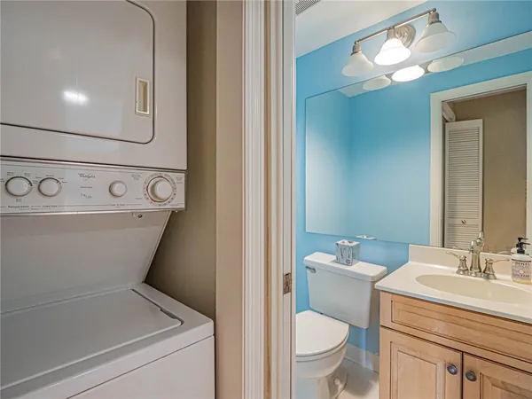 $2,000 | 5060 Harmony Circle, Unit 307, Vero Beach, FL 32967