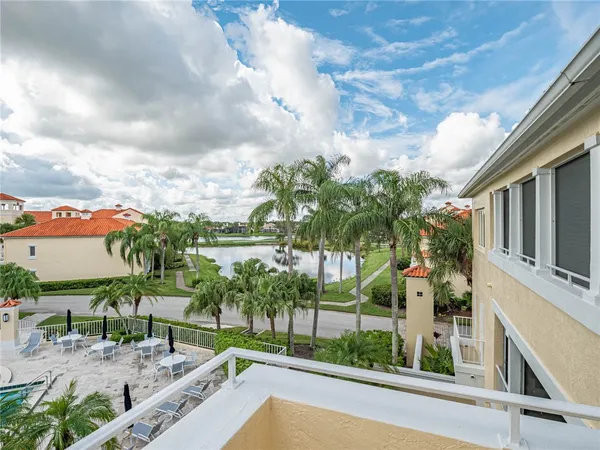 $2,000 | 5060 Harmony Circle, Unit 307, Vero Beach, FL 32967
