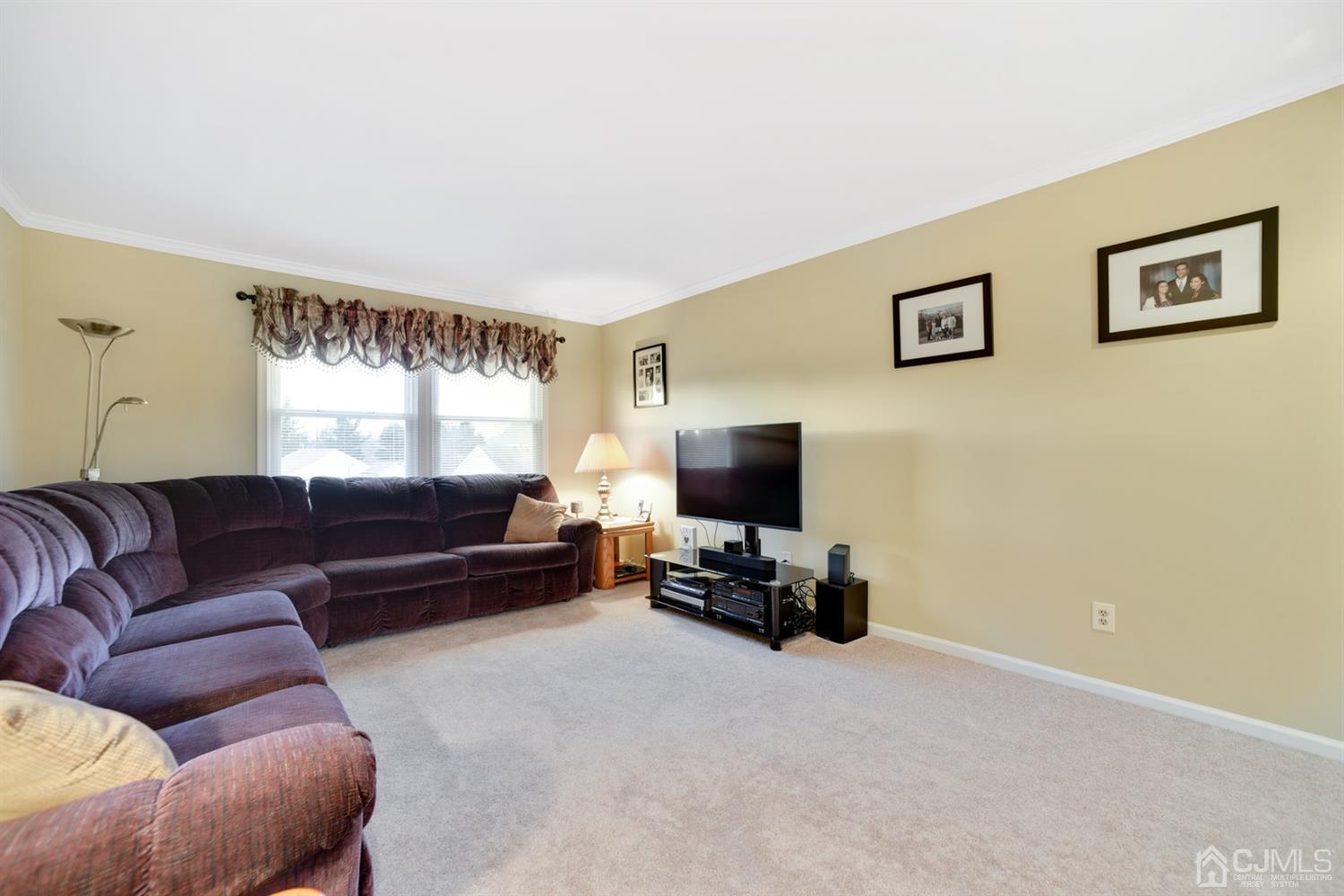 62 Rice Run East Brunswick, NJ 08816 - Photo 20 of 24 Gallery Image 20