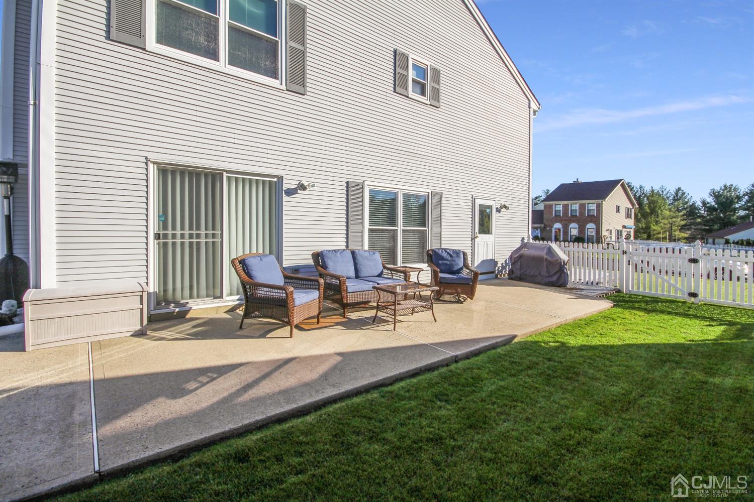 62 Rice Run East Brunswick, NJ 08816 - Photo 22 of 24 Gallery Image 22
