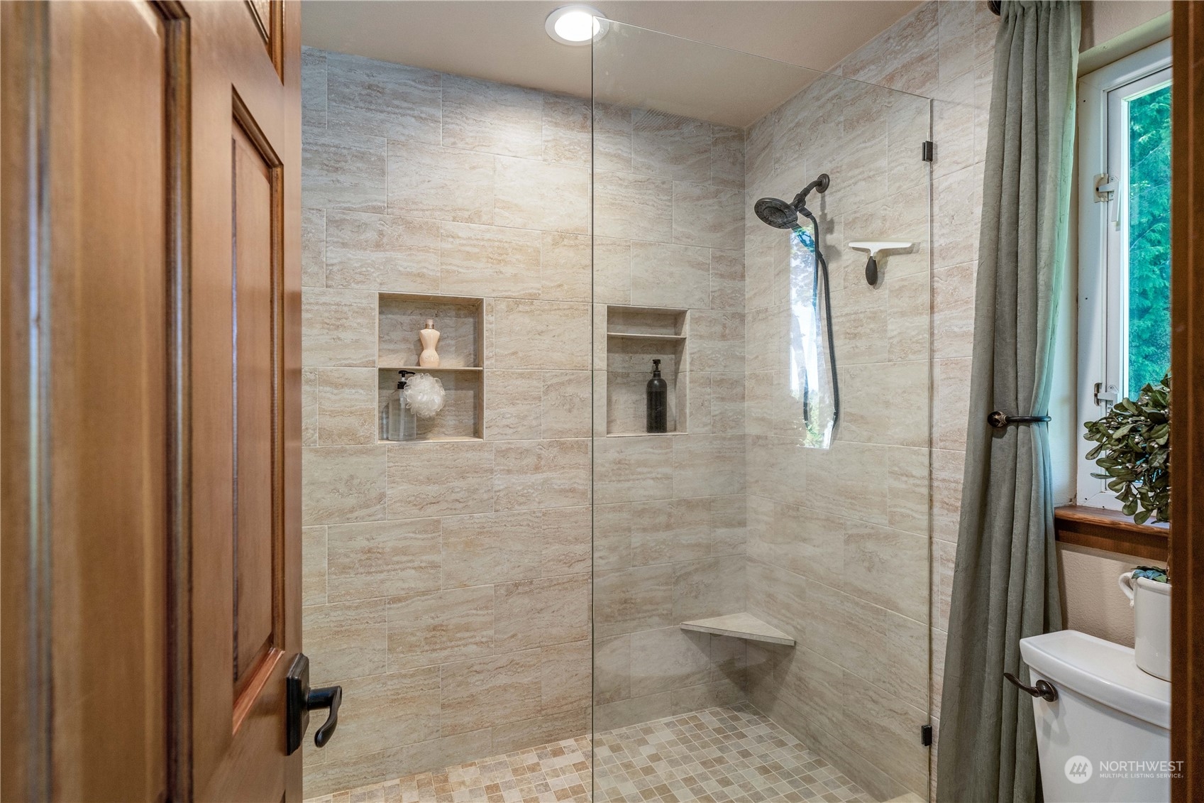 10587 Southeast Cisco Road Port Orchard, WA 98367 - Photo 27 of 39 Gallery Image 27