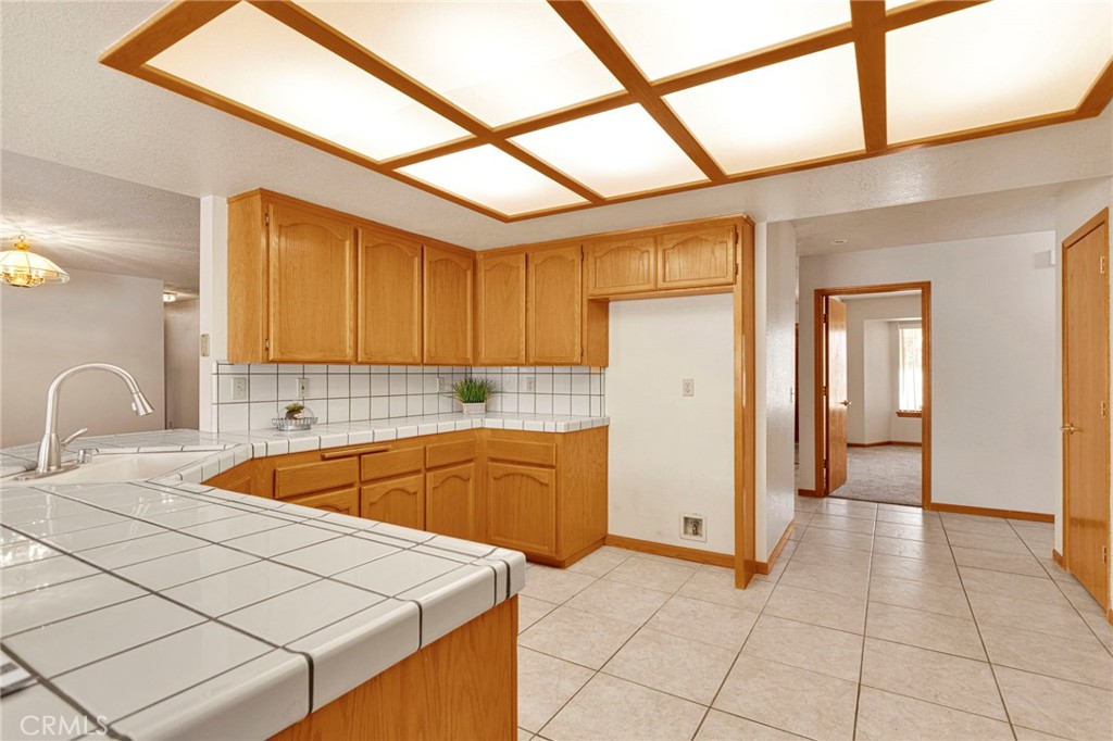 13425 Rincon Road Apple Valley, CA 92308 - Photo 15 of 64 Gallery Image 15