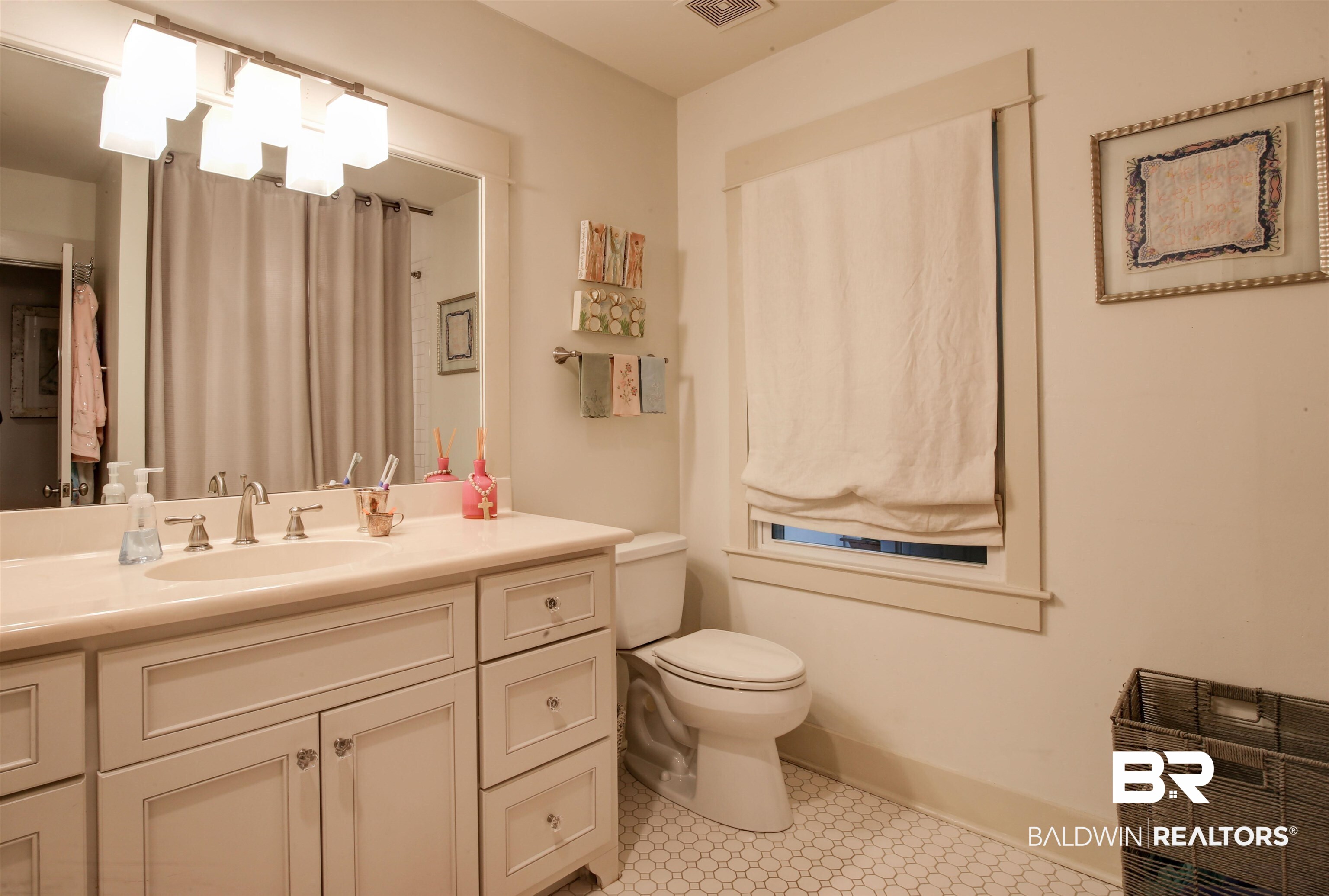 206 Pier Avenue Fairhope, AL 36532 - Photo 18 of 26