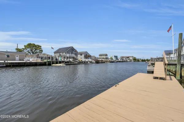 $2,350 | 26 South Spinnaker Drive, Little Egg Harbor, NJ 08087