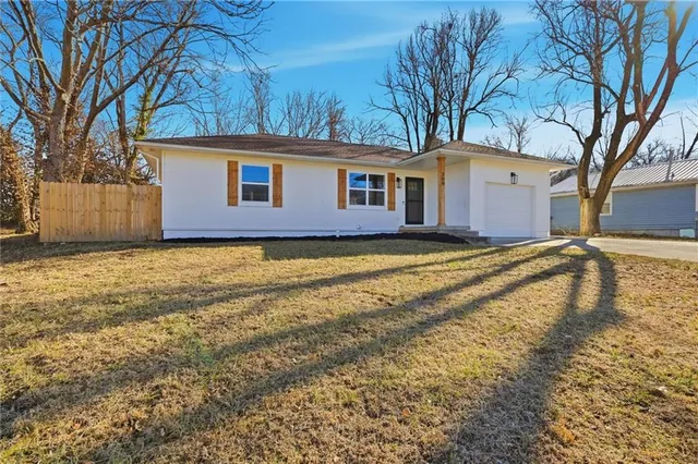 $279,000 | 309 South Wellington Street, Richmond, MO 64085