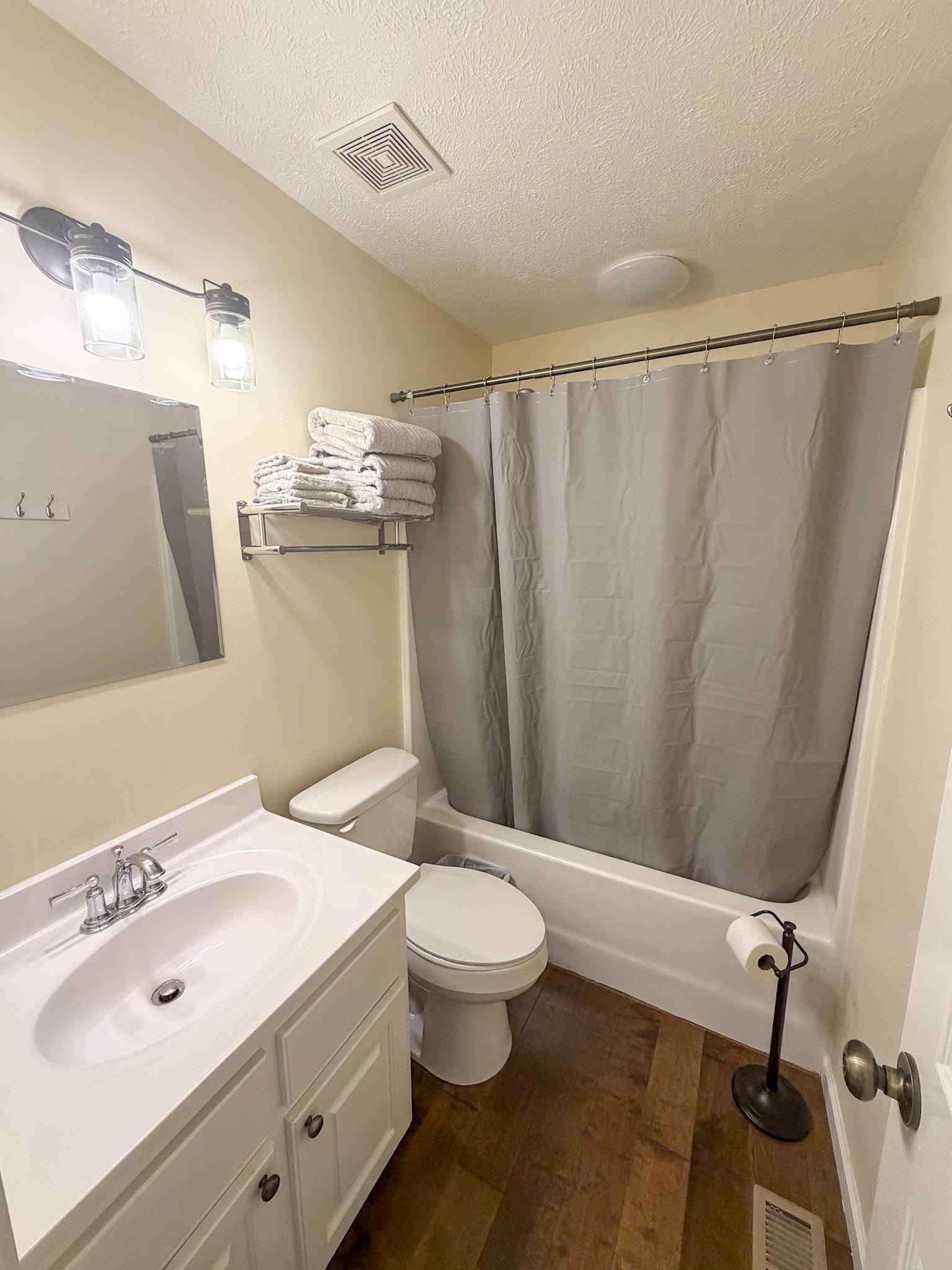 370 Cr 321 Road Iuka, MS 38852 - Photo 3 of 15 a bathroom with a sink a toilet and shower
