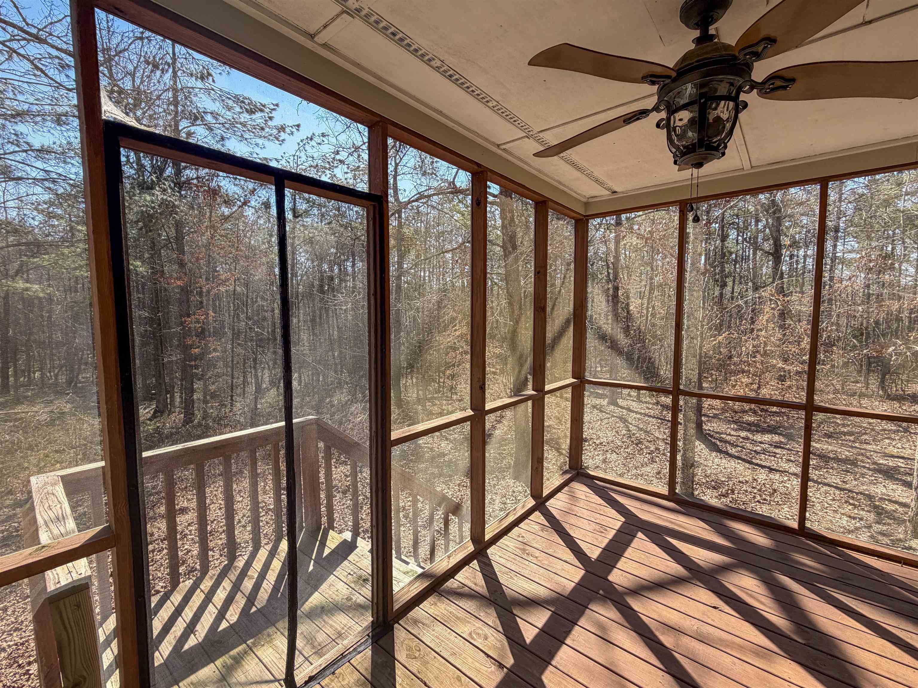 370 Cr 321 Road Iuka, MS 38852 - Photo 6 of 15 a view of an empty room with a window