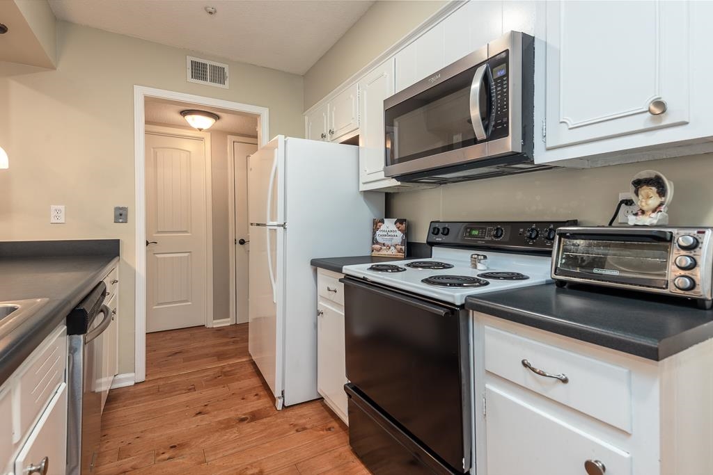 873 South Yates Road, Unit 1 Memphis, TN 38120 - Photo 8 of 32