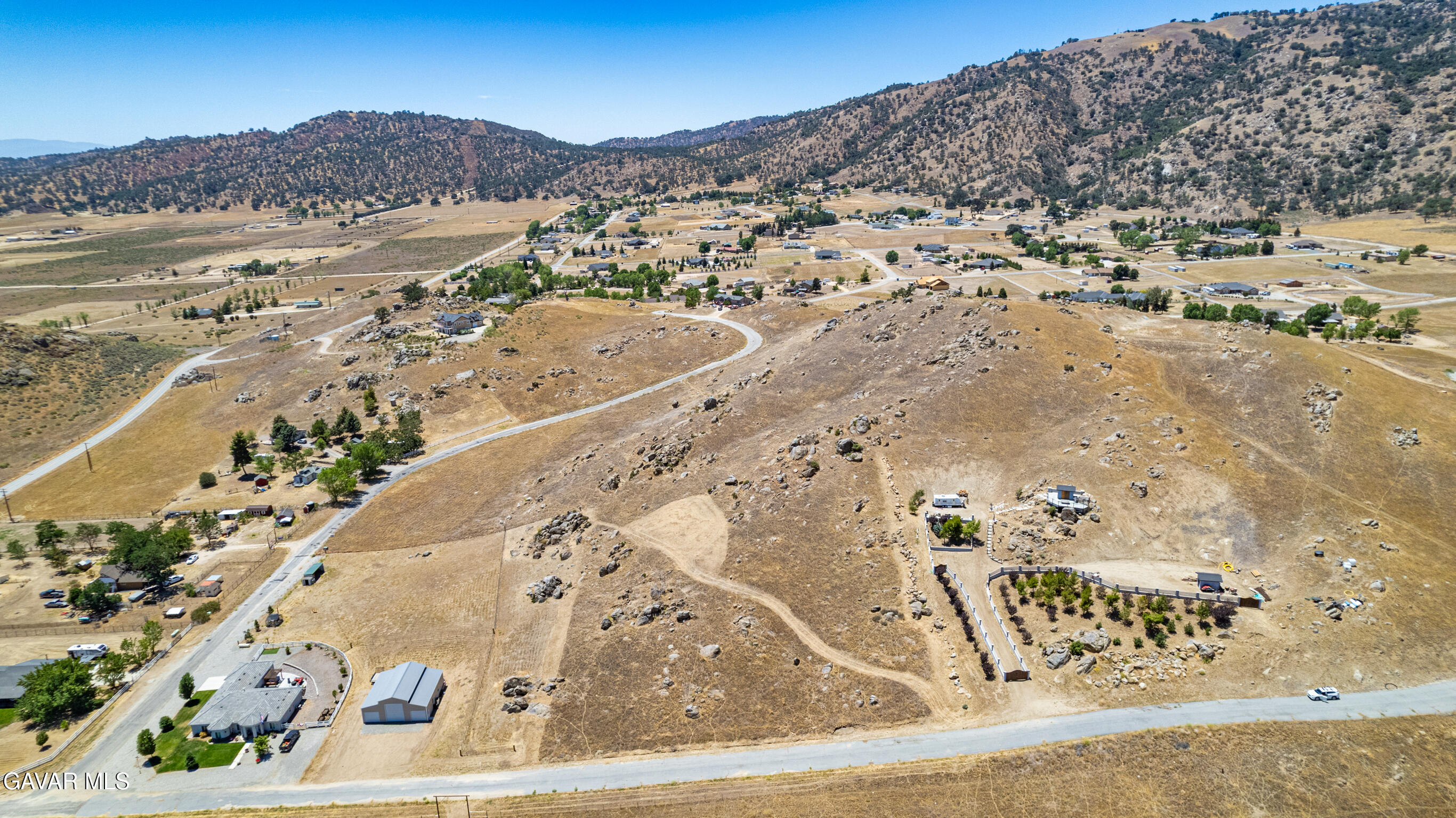 Castle Gate Drive Tehachapi, CA 93561 - Photo 14 of 16 13