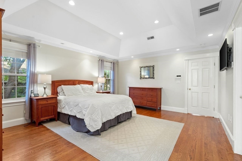 31 Lawson Road Winchester, MA 01890 - Photo 19 of 34