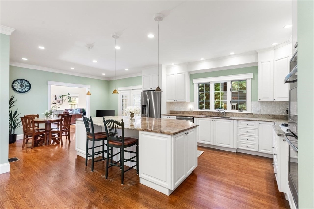 31 Lawson Road Winchester, MA 01890 - Photo 8 of 34