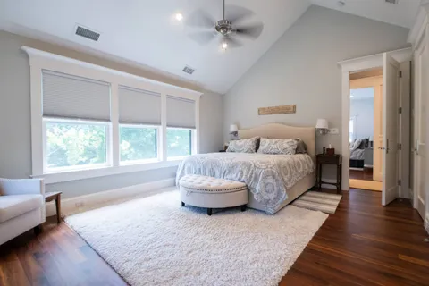 8 Cove Avenue East, Sag Harbor, NY 11963