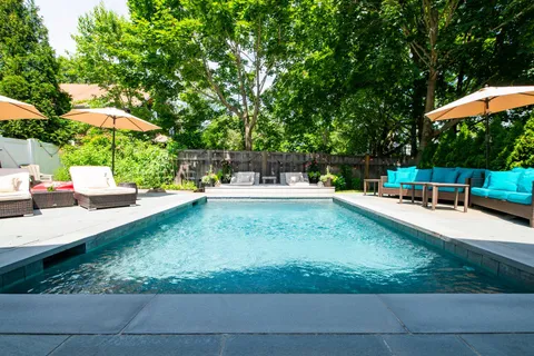 8 Cove Avenue East, Sag Harbor, NY 11963