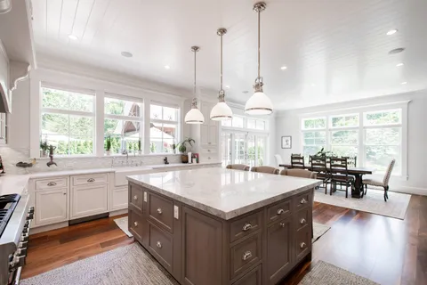 8 Cove Avenue East, Sag Harbor, NY 11963