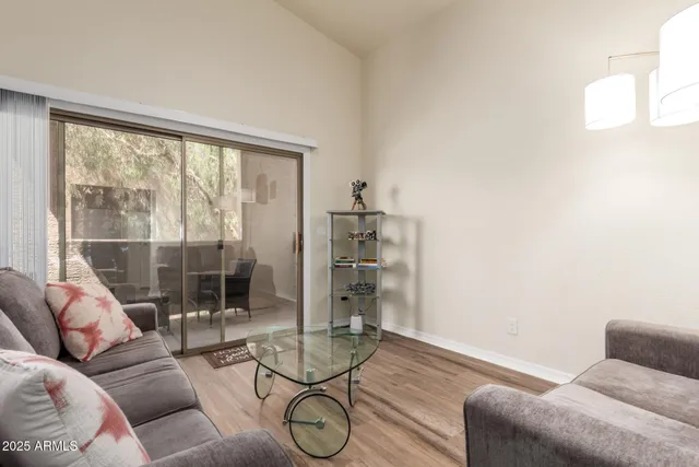 $334,777 | 1406 West Emerald Avenue, Unit 120, Mesa, AZ 85202