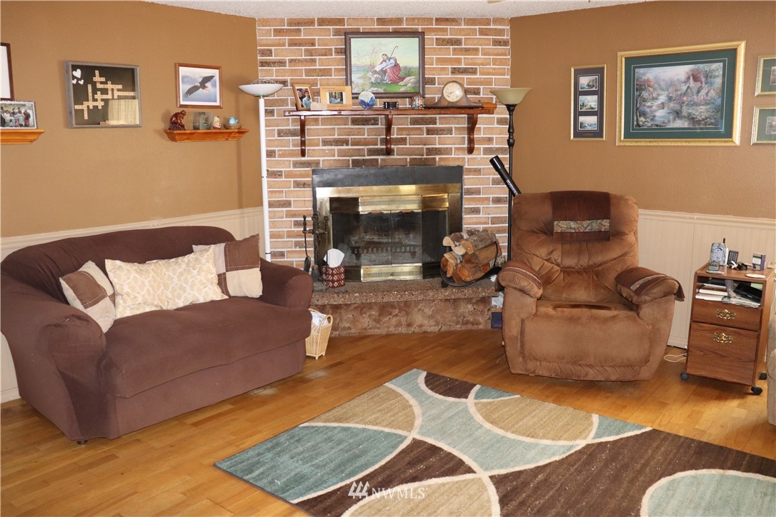 183 West Fredson Road Shelton, WA 98584 - Photo 2 of 24 Gallery Image 2