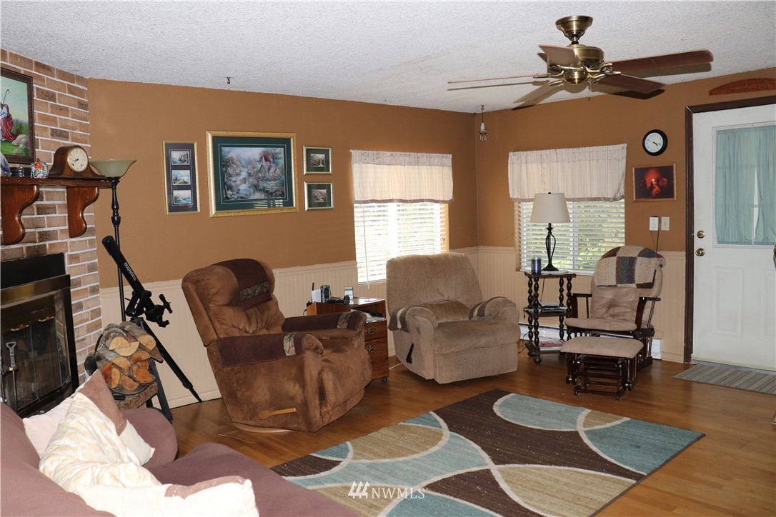 183 West Fredson Road Shelton, WA 98584 - Photo 3 of 24 Gallery Image 3
