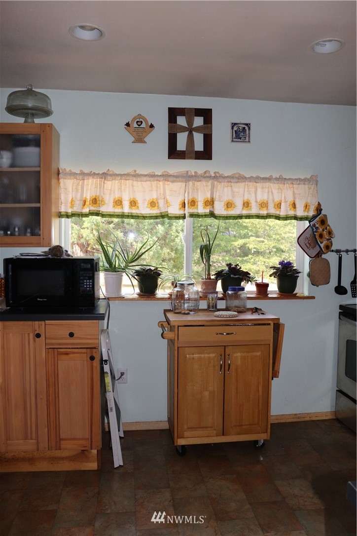 183 West Fredson Road Shelton, WA 98584 - Photo 8 of 24 Gallery Image 8