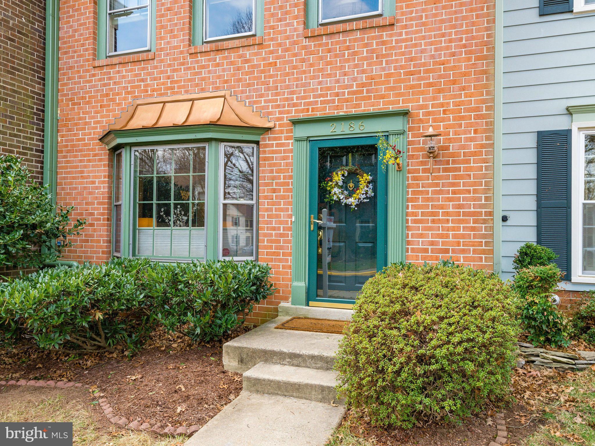2186 Pond View Court Reston, VA 20191 - Photo 2 of 30 Exterior (Front)