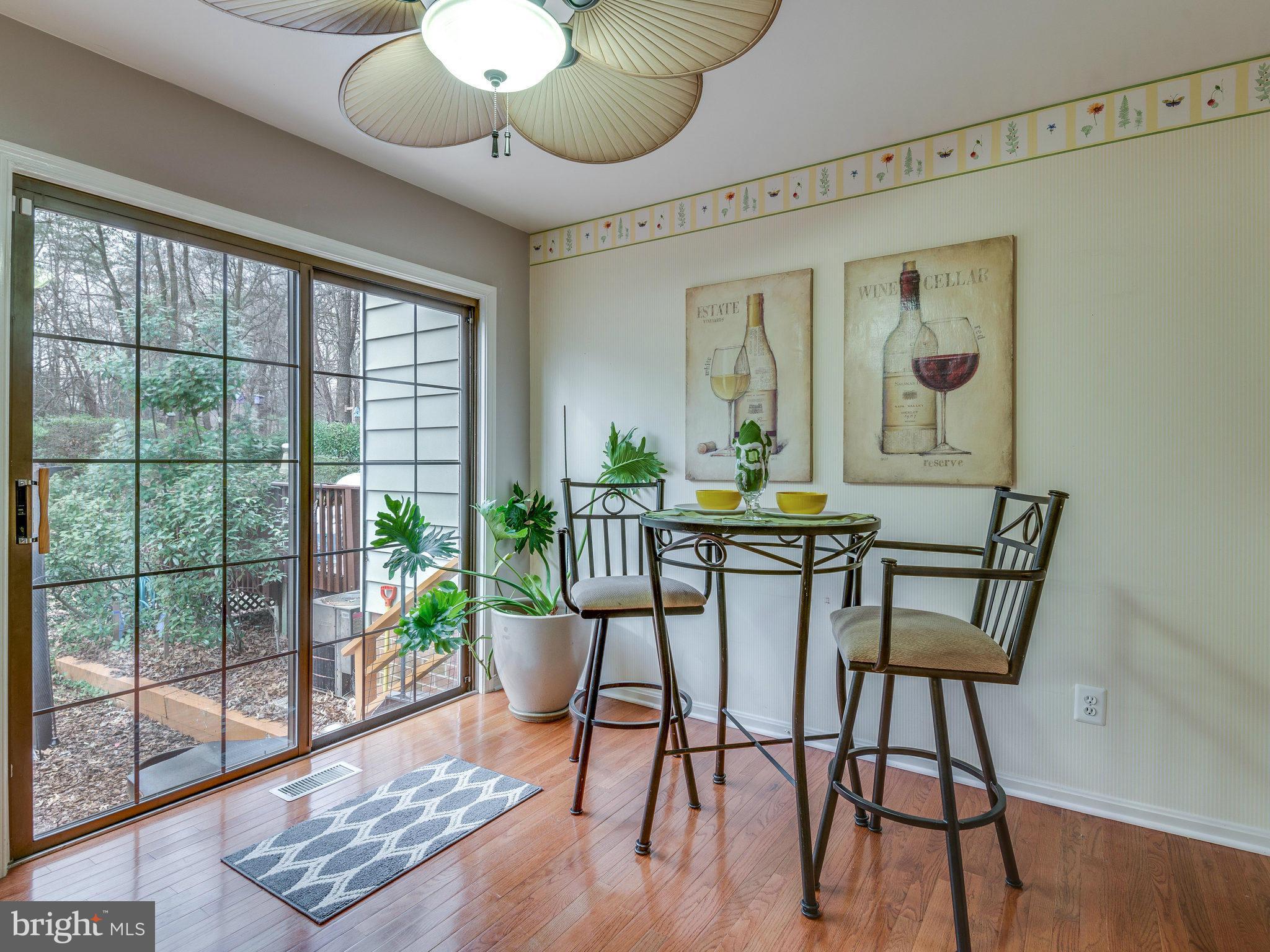2186 Pond View Court Reston, VA 20191 - Photo 10 of 30 breakfast area