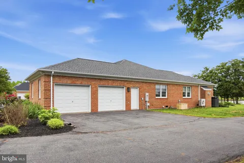 $1,049,000 | 110 Carville Court, Stevensville, MD 21666