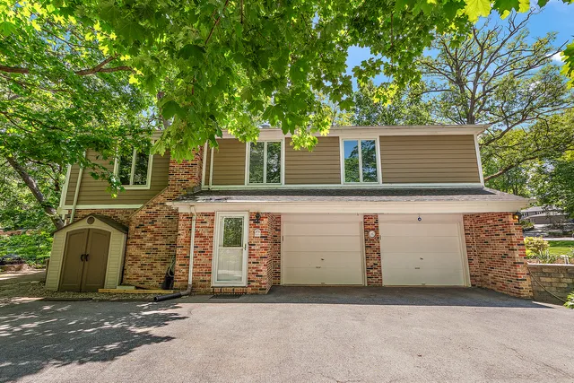 $695,000 | 581 Aberdeen Road, Frankfort, IL 60423