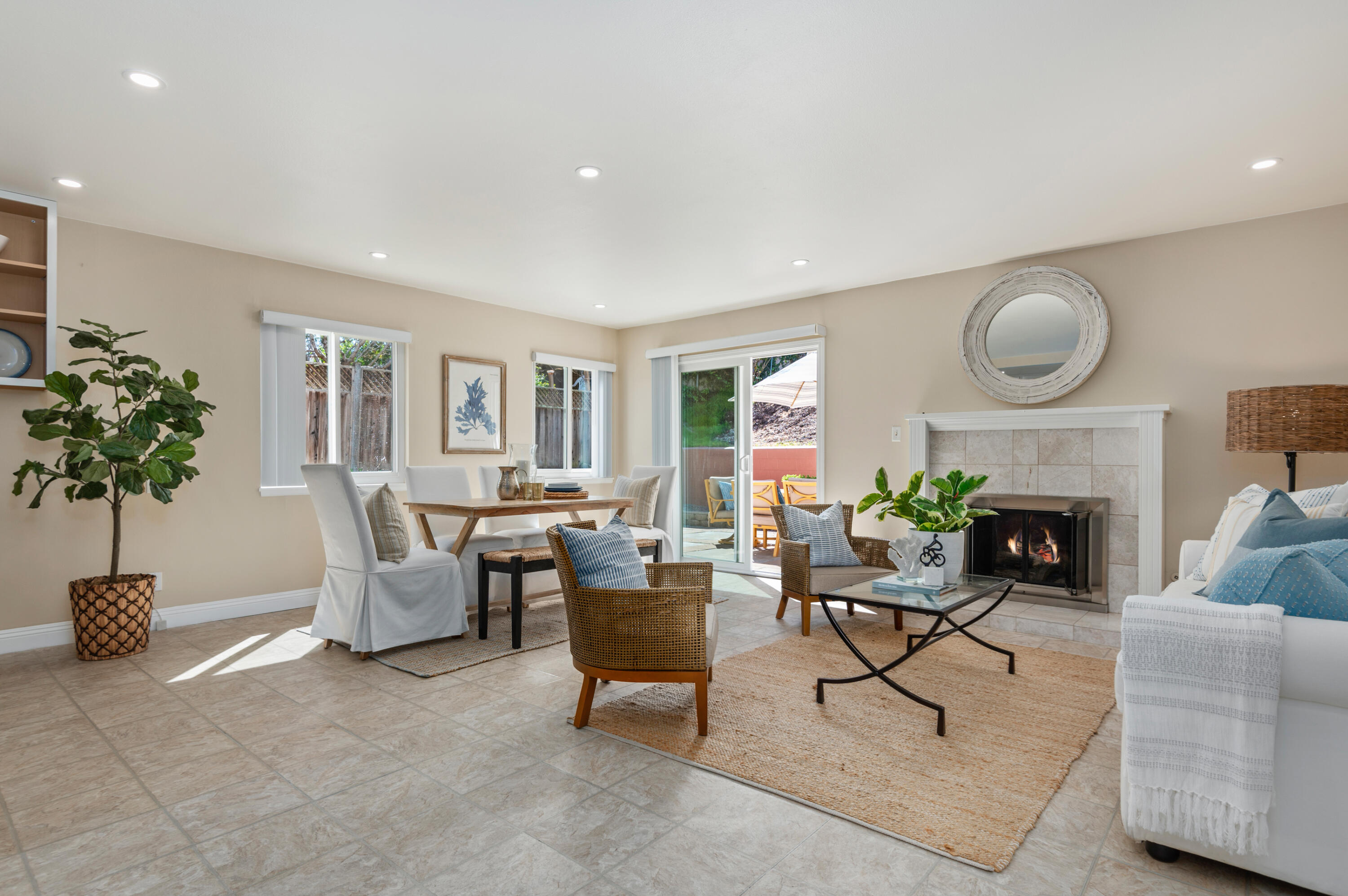 43 Colusa Drive Goleta, CA 93117 - Photo 3 of 14 04 - Living Room