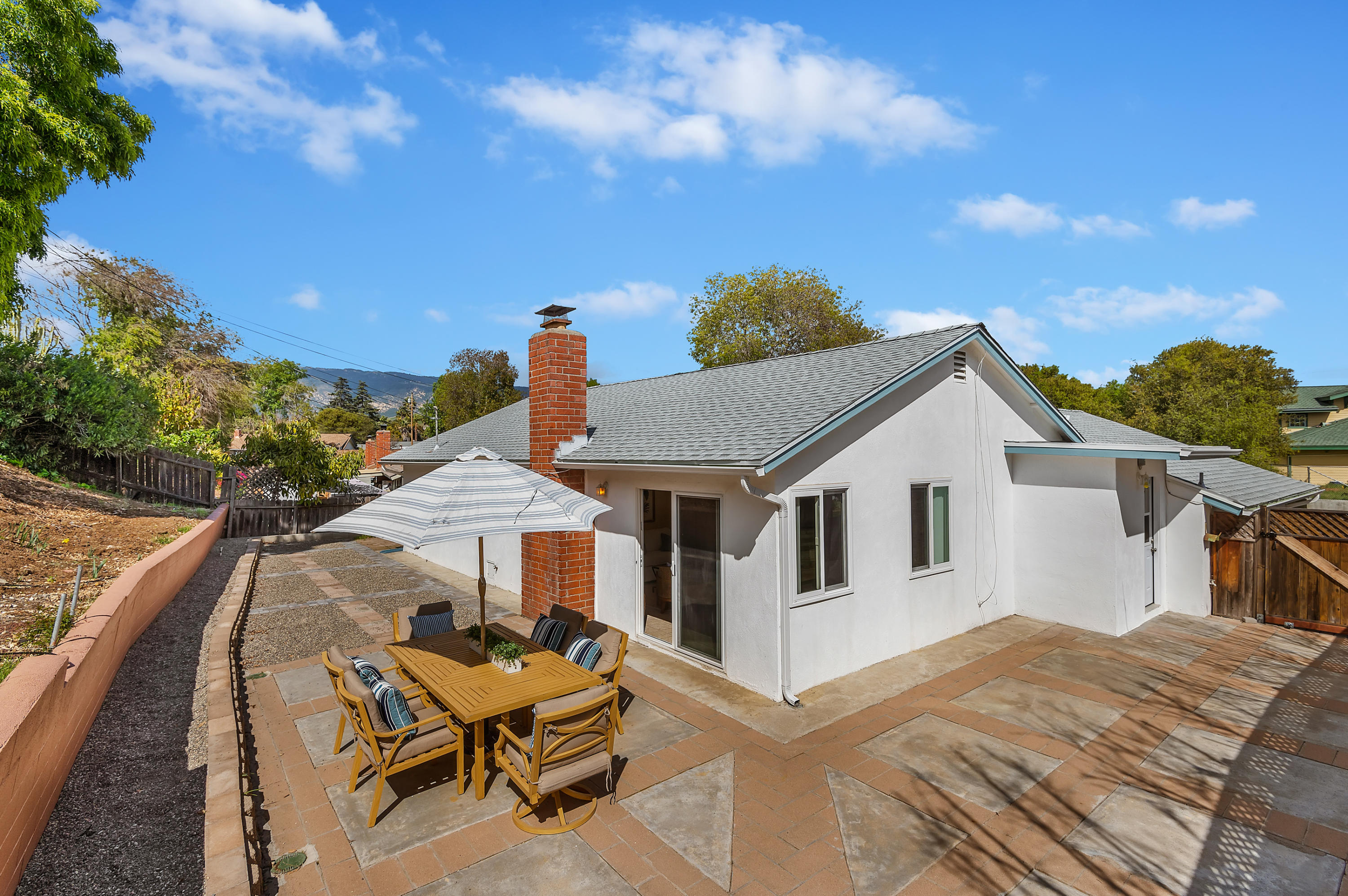 43 Colusa Drive Goleta, CA 93117 - Photo 8 of 14 12 - Rear View