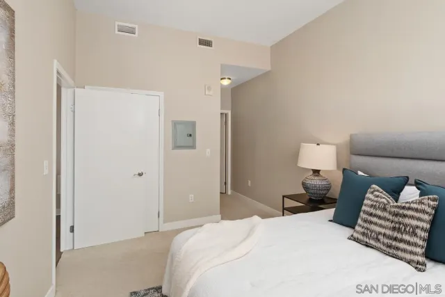 $599,000 | 530 K Street, Unit 615, San Diego, CA 92101