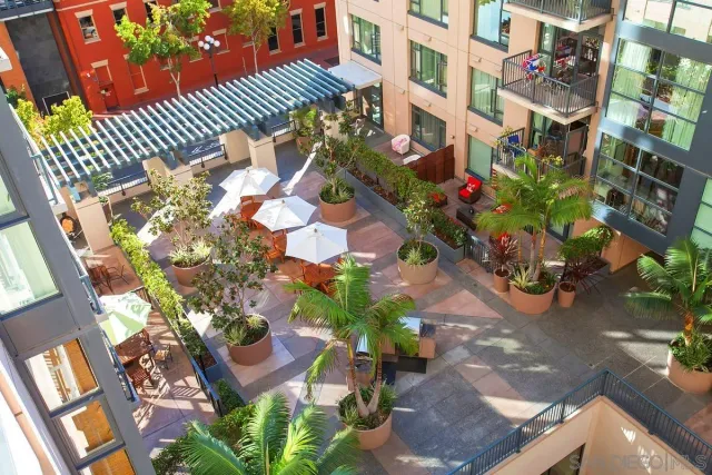 $599,000 | 530 K Street, Unit 615, San Diego, CA 92101