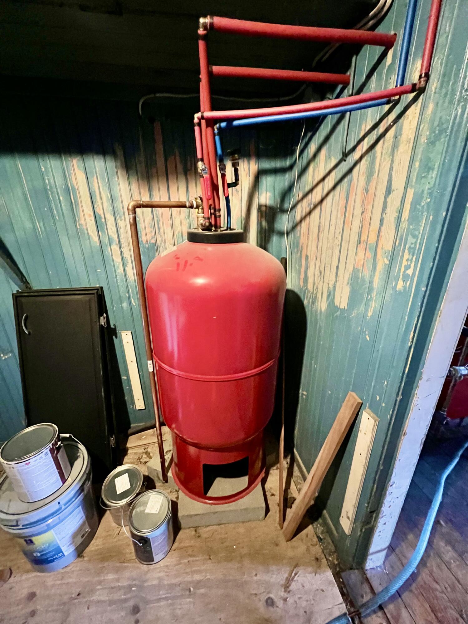 63 Aroostook Avenue Millinocket, ME 04462 - Photo 30 of 35 20250407_193427532_iOS