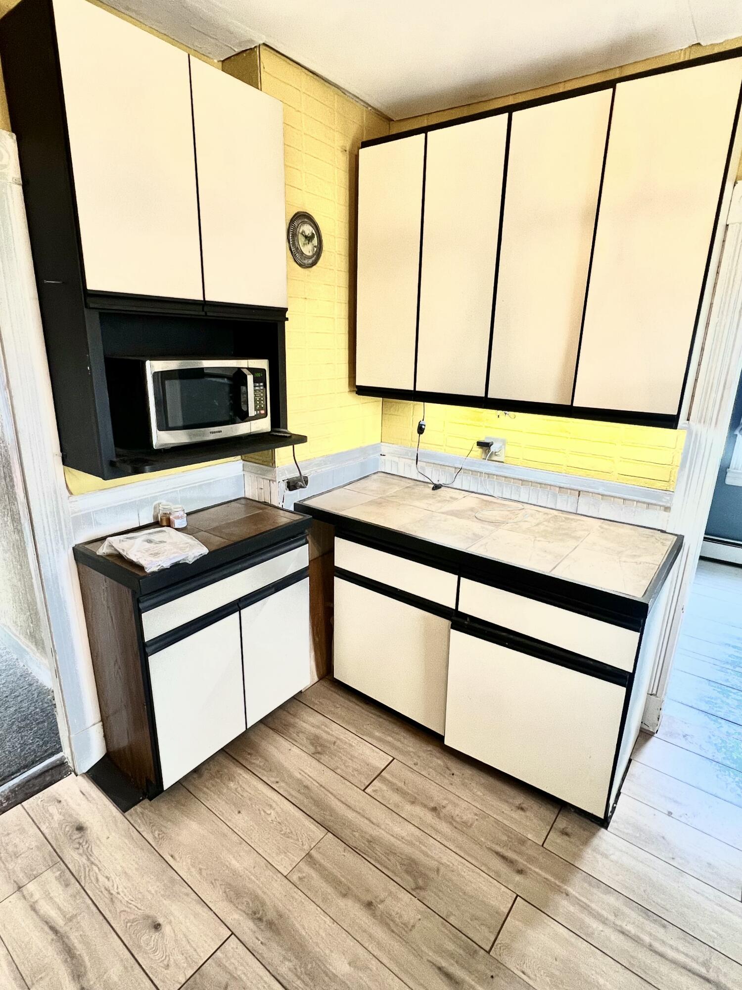 63 Aroostook Avenue Millinocket, ME 04462 - Photo 8 of 35 20250407_191408727_iOS