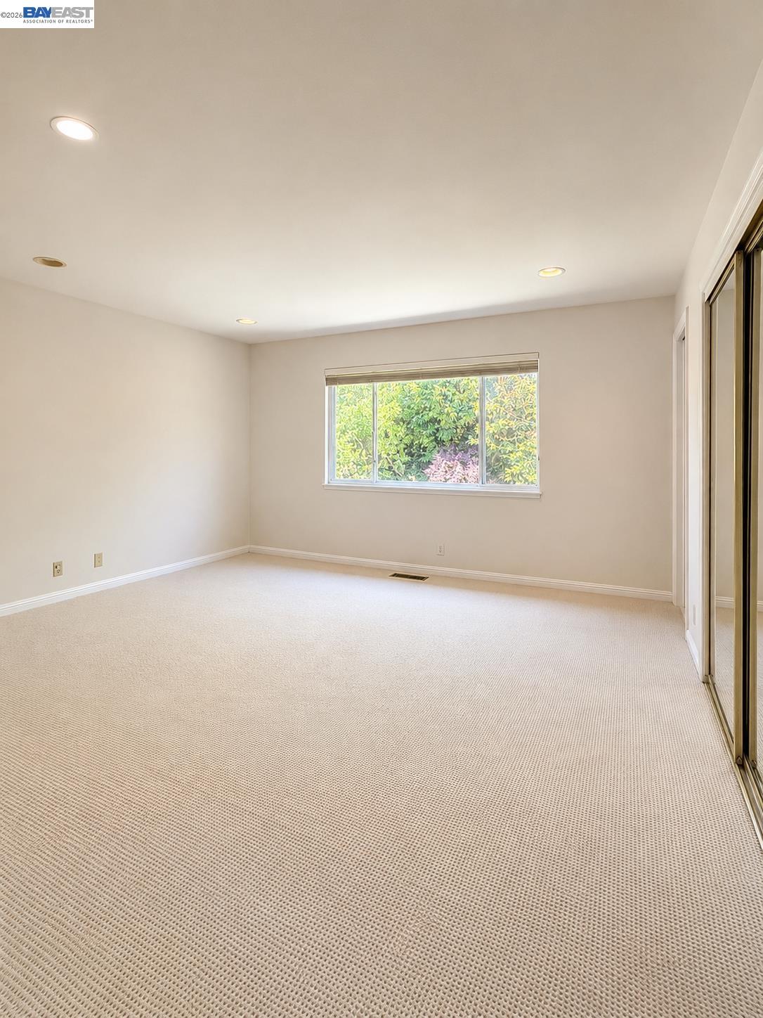 2516 Dos Rios Drive San Ramon, CA 94583 - Photo 12 of 14 an empty room with windows