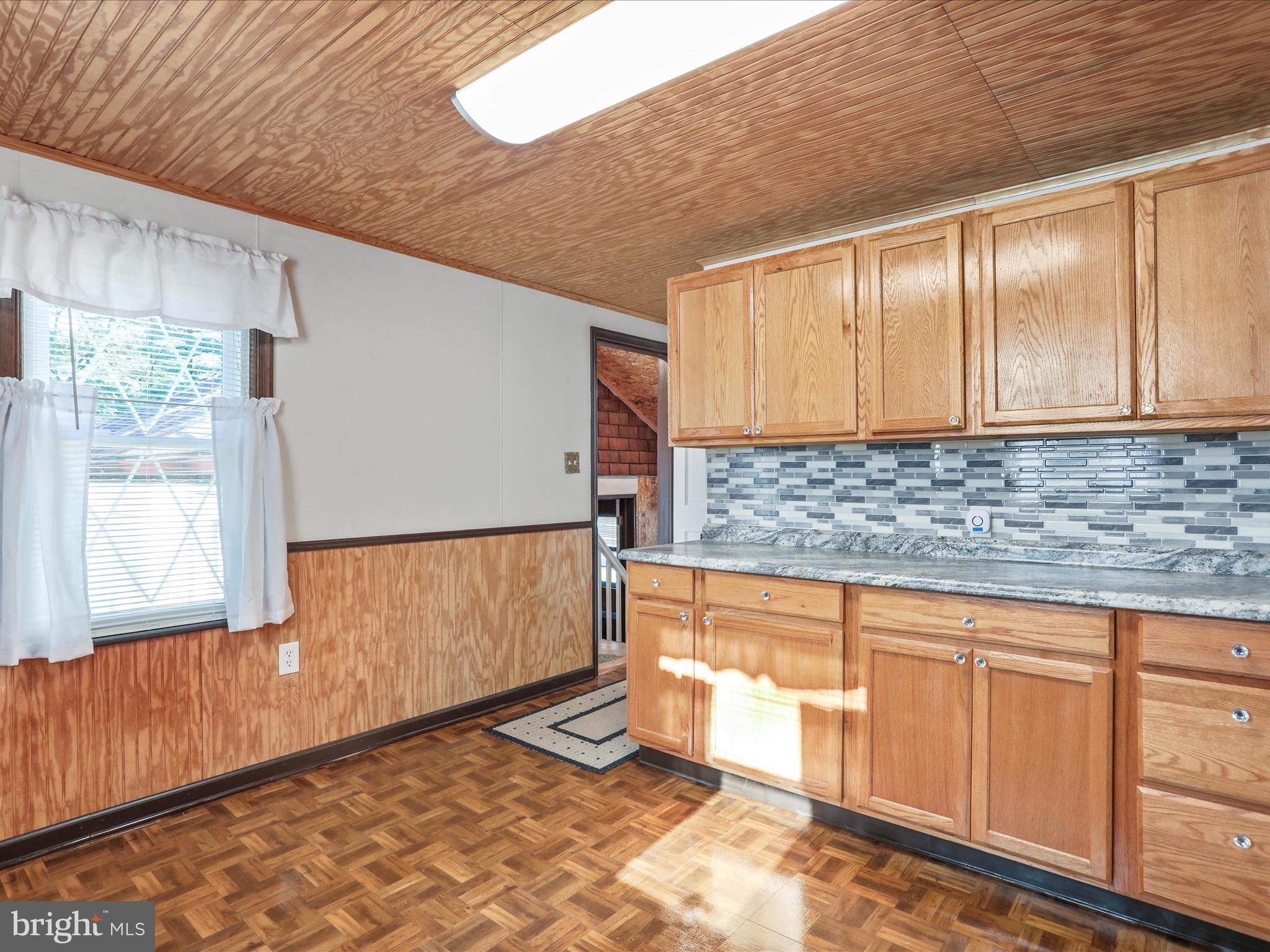 25411 Cascade Road Cascade, MD 21719 - Photo 16 of 53 a view of front door