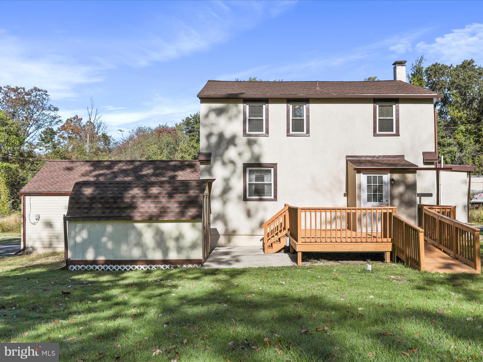 25411 Cascade Road Cascade, MD 21719 - Photo 45 of 53 a front view of a house with a garden