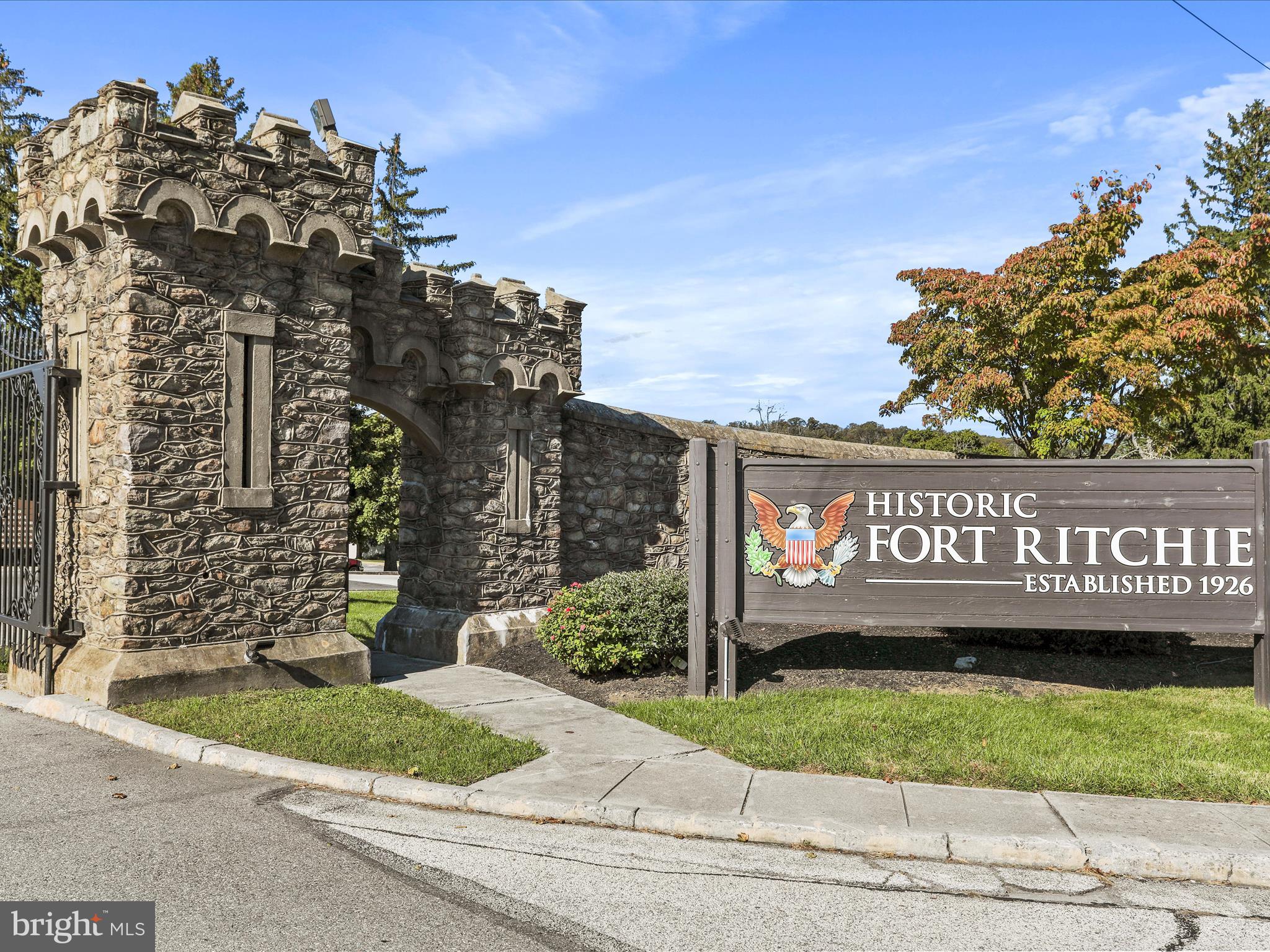 25411 Cascade Road Cascade, MD 21719 - Photo 52 of 53 a view of a street sign
