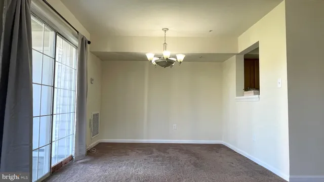 $305,000 | 13900 King George Way, Unit 386, Upper Marlboro, MD 20772