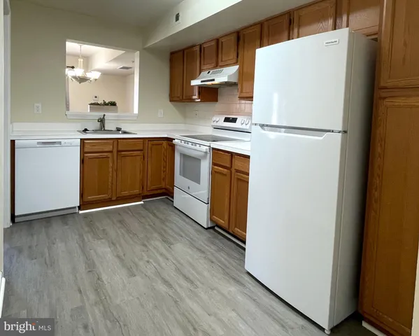 $305,000 | 13900 King George Way, Unit 386, Upper Marlboro, MD 20772